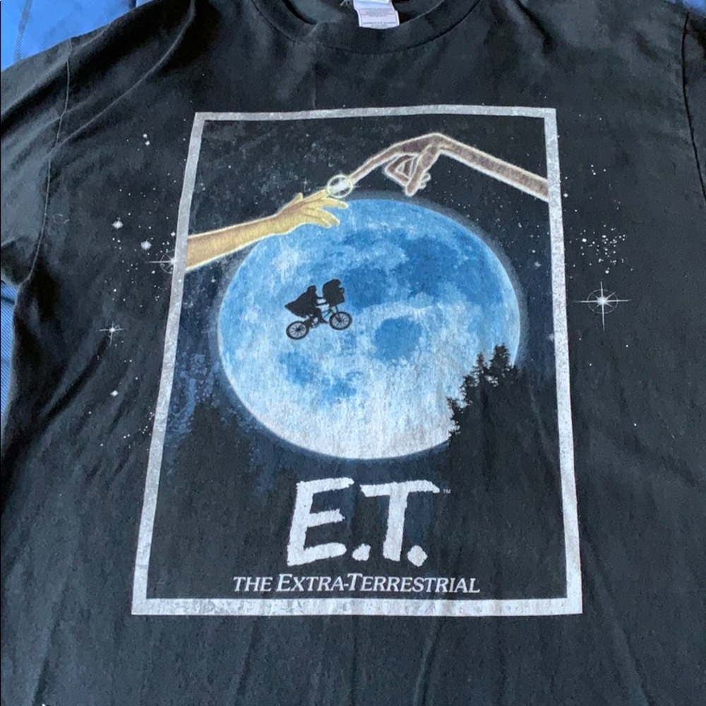 ET t-shirt